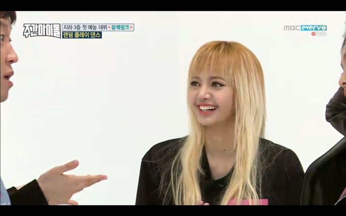 Blackpink Lisa Sg Twitterren Blackpink On Weekly Idol Jennie Spoke Like A Cute Adorable Kid And Rose Lisa Went Nyaawww These Girls Are So Precious T T Https T Co W93tup6ymf