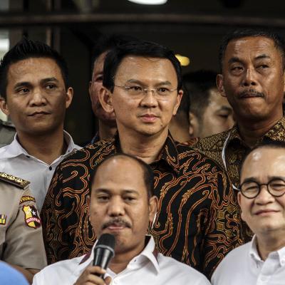 governor christian ahok Demands in 150,000 Death of Mob of Christian Governor Muslim Jakarta