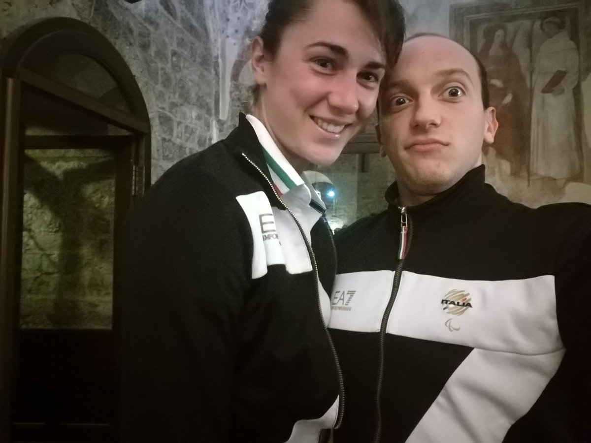 #yesyesyes #hashtagimportanti #sarabroggini #oddionotipregodai #dadolata #coseacaso <a href="/SMBertolasi2012/">Sara Bertolasi</a>