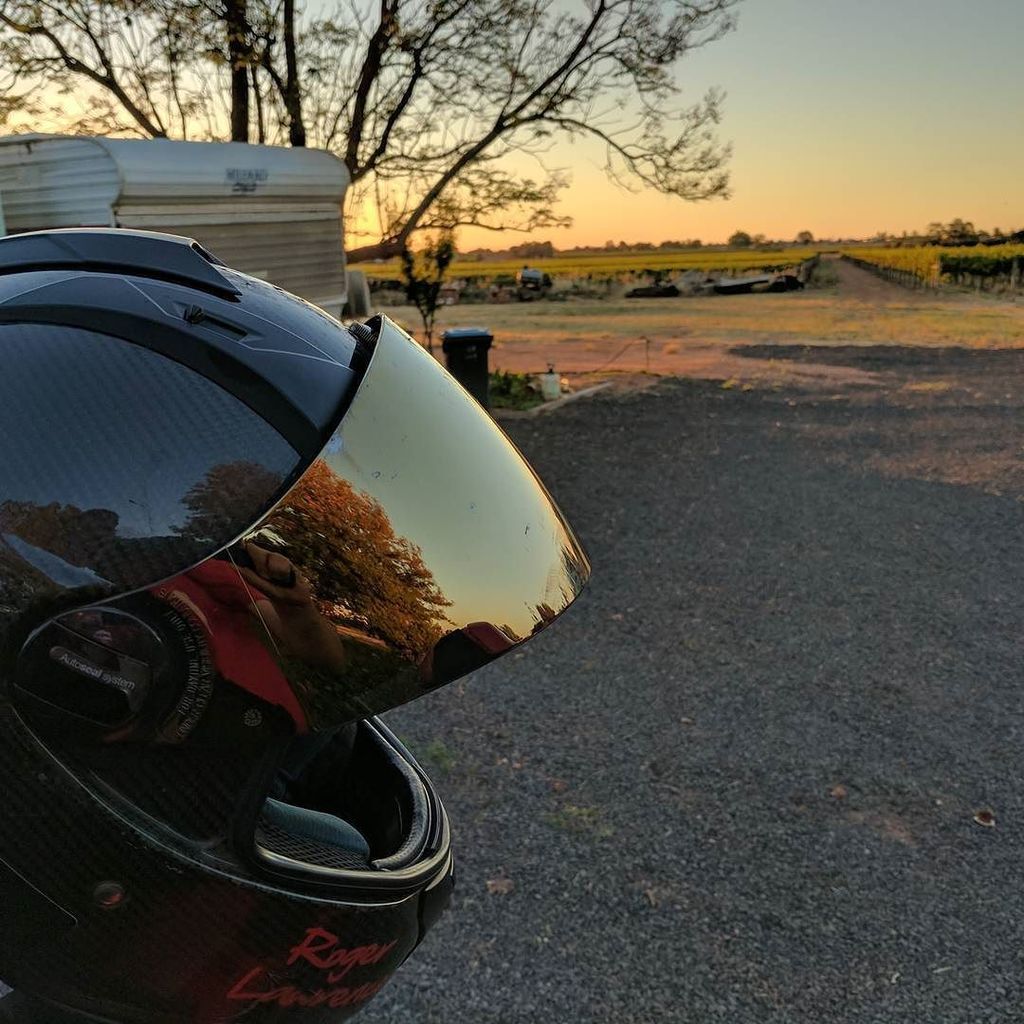 Rog42's tweet image. Golden light

#WROz 
#WithinReach 
#SharkHelmets
#Explore-R
#LivingRocks ift.tt/2fwvgWV