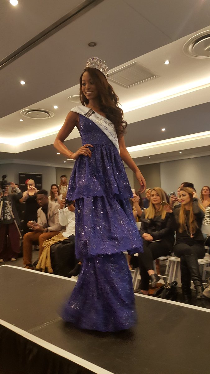 JJSchoeman's tweet photo. #designer #couture #townships #farewell #madeinjoburg #MW2016 @ntam #FashionIconZA @ljhpr @justnoreenkajee @Leon_Mare https://t.co/Olbkn45Vau