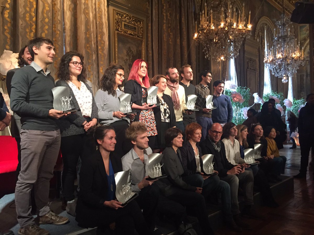 Bravo à la promotion 2016 des #trophéesESS 👏👏👏👏👏 à très vite à <a href="/Paris/">Paris</a> pour découvrir vos réalisations !!