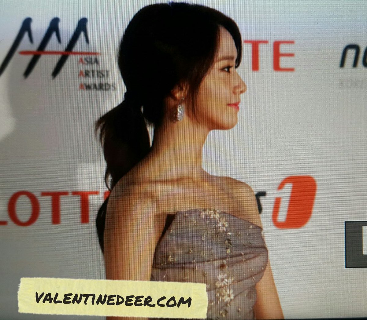 [PIC][16-11-2016]YoonA tham dự "'2016 Asia Artist Awards (AAA)" tại "Kyung Hee University Grand Peace Palace" vào tối nay CxYM1E5UUAE9lmH