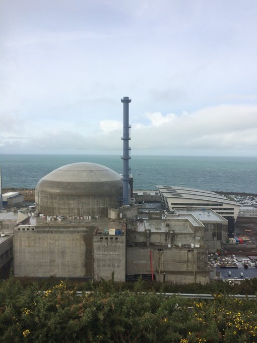 Voir l'image sur Twitter