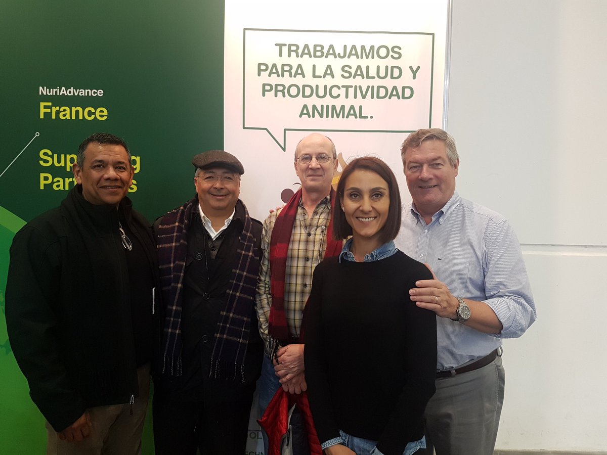 nuproxa's tweet photo. Happy to see our Mexican customers! #Nutris #Technofeed #EuroTier https://t.co/wEIhLfp2cE