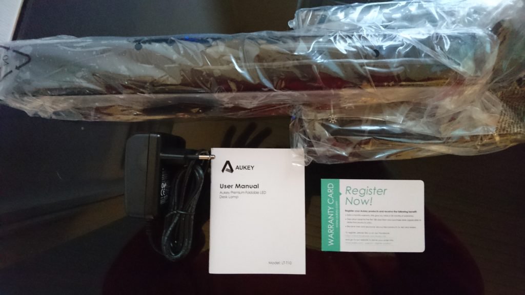 Fastbyte_org's tweet photo. Test: Aukey LED Schreibtischlampe 12W - https://t.co/EWs7b5fl5g https://t.co/GhjYyzWlMt