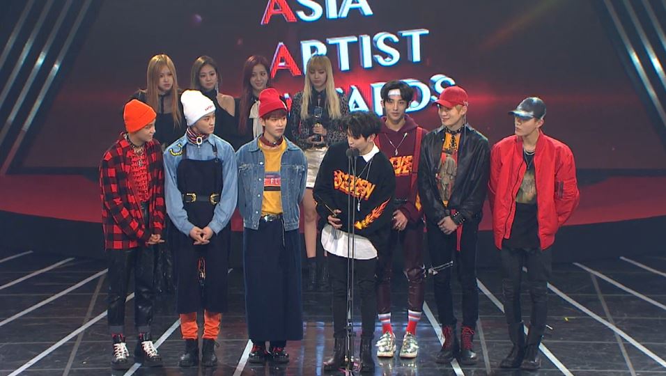 Kas Live a The Rookie Group Award Artist Category Goes To Black Pink And Nct 127