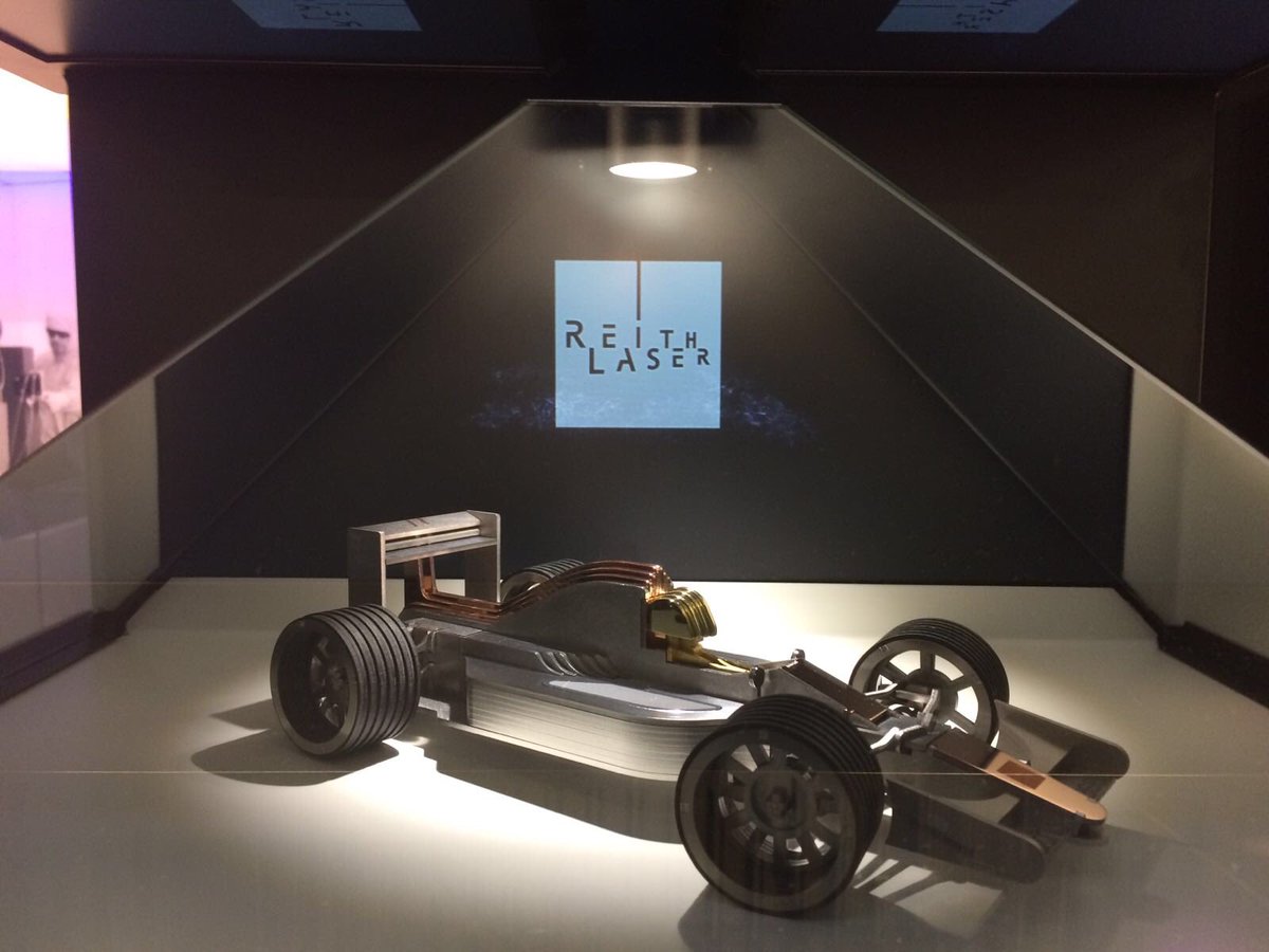 Uniek door ons met div lasertechnieken bewerkt schaalmodel F1 racewagen Max Verstappen. Winnen?? race dan naar Beneluxhal 55 <a href="/Precisiebeurs/">Precisiebeurs</a>