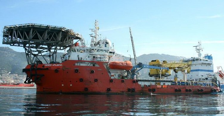 IHSMarkitMandT's tweet photo. #Swiber Holdings faces probe by white-collar #crime unit https://t.co/ZMmMnYYCJv #offshore #maritime https://t.co/fUzufrPuoj