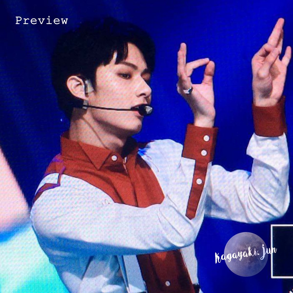 Kagayaki_Jun's tweet photo. 161116 AAA  #SEVENTEEN #Jun #세븐틴 #준 https://t.co/UOm4PJsKSP