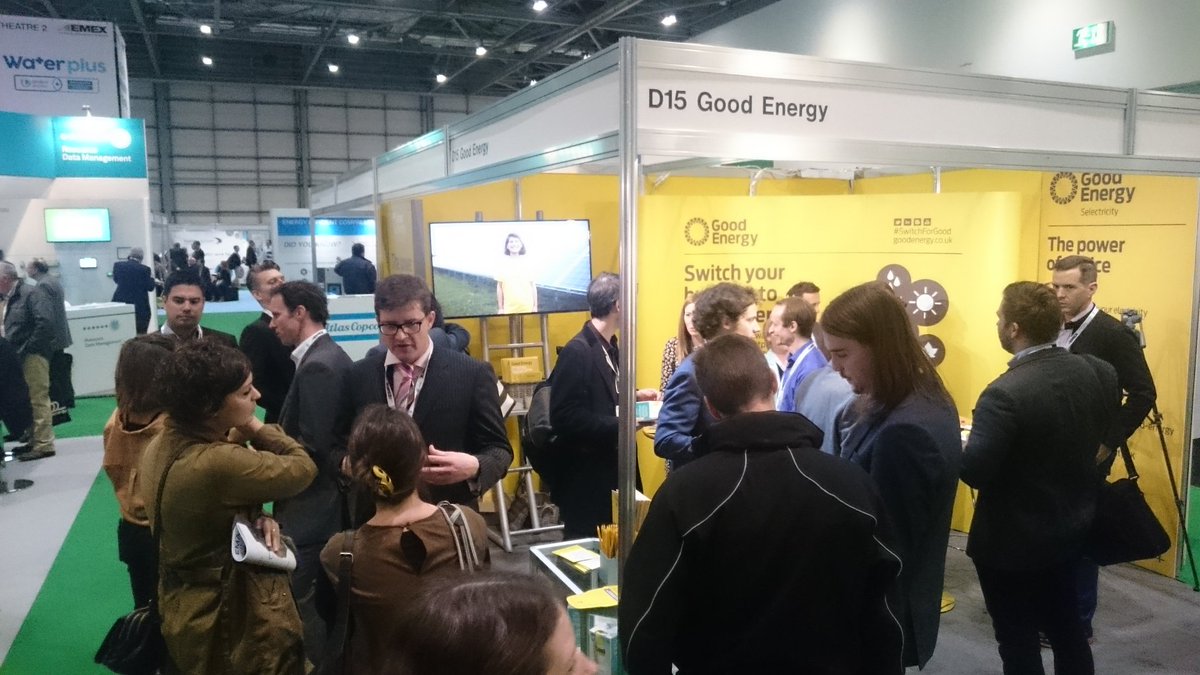 altyler's tweet photo. A busy stall = a happy team #Piclo #Selectricity https://t.co/7pxeQvgIh5