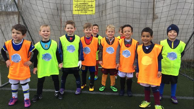 VMFC_Events's tweet image. Thanks to @BluePlanetUK for sponsoring our youngest development players! Here they are in their new training bibs! #futurefootballstars