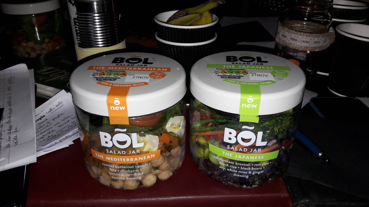 JenLewi65536013's tweet photo. @thefoodpeople #tfptrends1718 great presentations, thank goodness something to eat! https://t.co/q4Ypv1Uglz