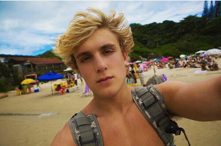 Timrpgdigsc's tweet image. Laquelle en pp ?