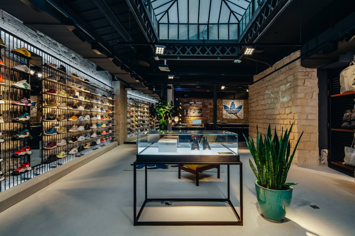 adidas flagship store paris