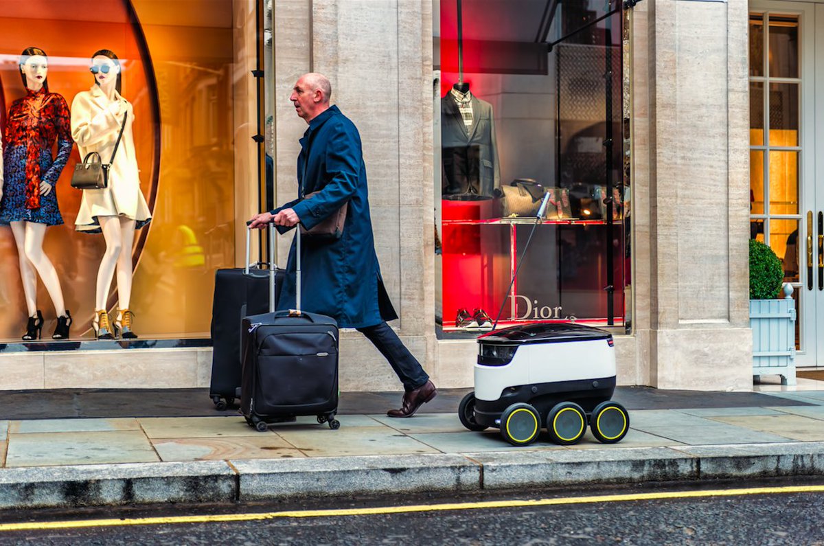 Need some help there sir? #starshiprobots #lastmile