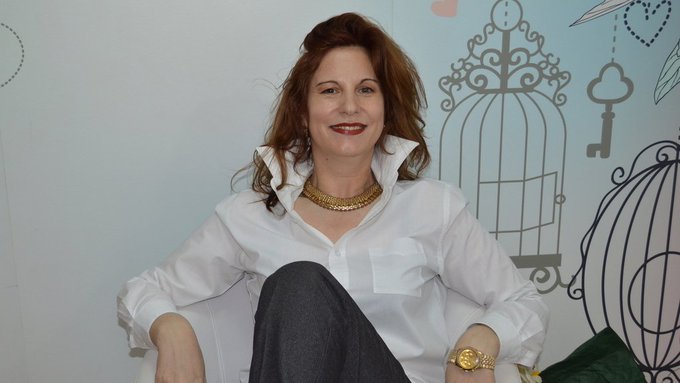 UnderMySpells, is here an amazing #mature lady on camera https://t.co/QlMNHsaaBw #porn https://t.co/
