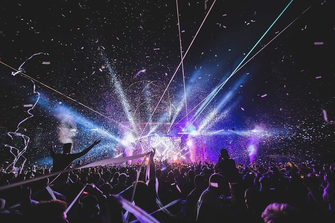 dipzmistry's tweet image. 2016 prep for 2017 showdown 🔥
#housemusic #deephouse #fstvl