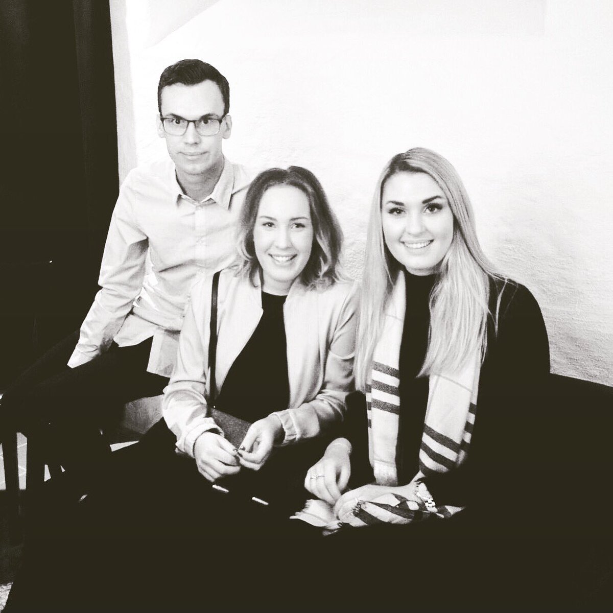 koivistoemma's tweet photo. Inspirationskväll med mina fina kollegor på @vxonewsse @nadiahagberg @Appelgrens https://t.co/6TSTQGrYoh