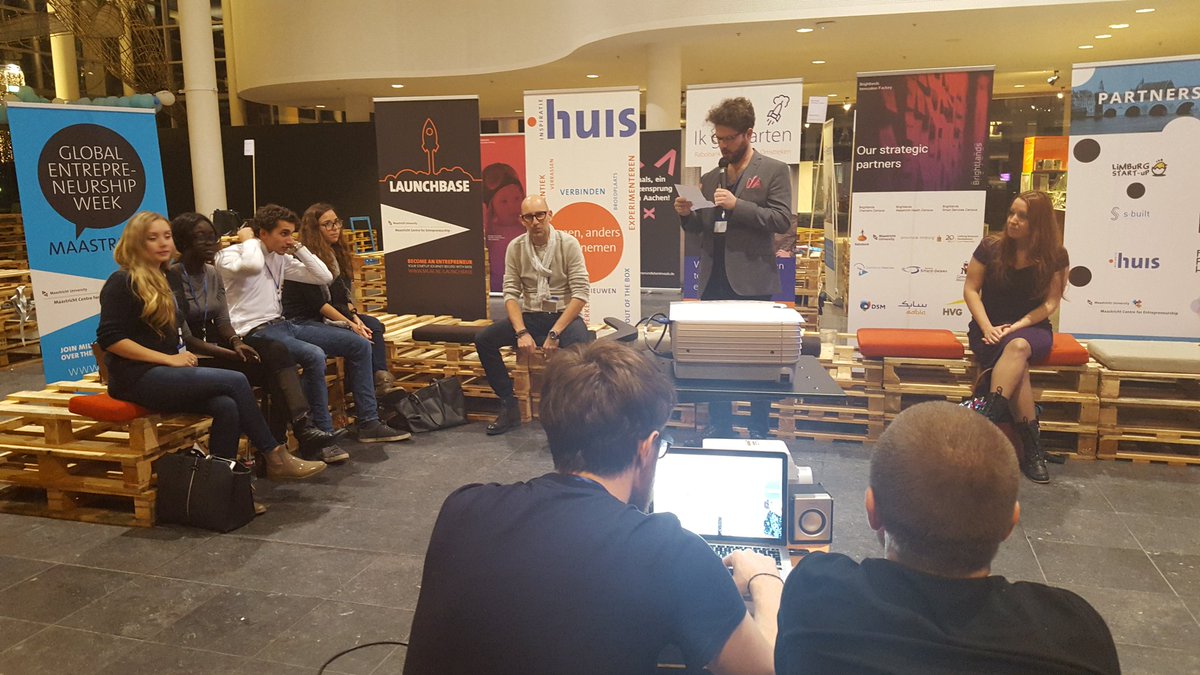 LaunchBaseMC4E's tweet photo. Happening now:Limburg Startup Pitch Competition, part of the Global Entrepreneurship Week Maastricht! #gewmaastricht #launchbase #GEW2016 https://t.co/8y5LI6jGH4