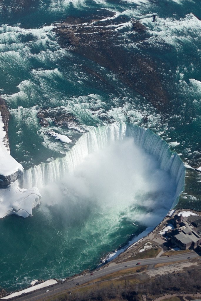 CATLANTUS's tweet photo. -
An aerial view of Niagara Falls in the winter
-- 
carol sabez (https://t.co/aQoZg3eO1f) via Reg Saddler (... https://t.co/8tDJFd3lx5