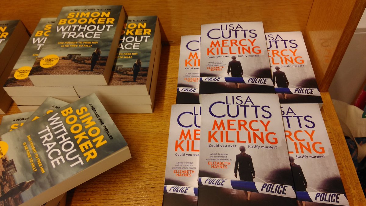 Cops and Robbers evening about to begin at Queens Park Library @BonnierZaffre <a href="/simonschusterUK/">Simon & Schuster UK</a> <a href="/simonbooker/">Simon Booker</a> <a href="/LisaCuttsAuthor/">Lisa Cutts</a>