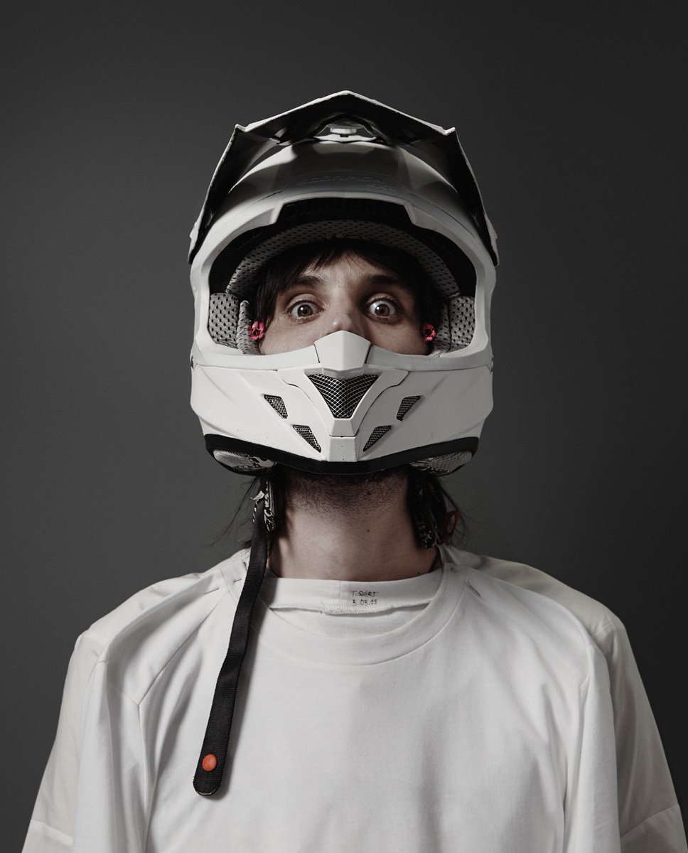 AITOR_THROUP's tweet image. A.T. STUDIO ARCHIVE
The Rite of Spring photographic series, 2015. 
#AitorThroup #AitorThroupStudio #TheRiteofSpring #NewObjectResearch