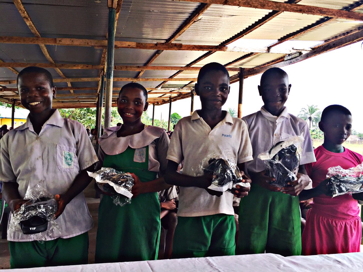 is_salsu's tweet image. So happy to do this, we have to create an impact and make a difference in our society. 200 students got school supplies today ☺️
