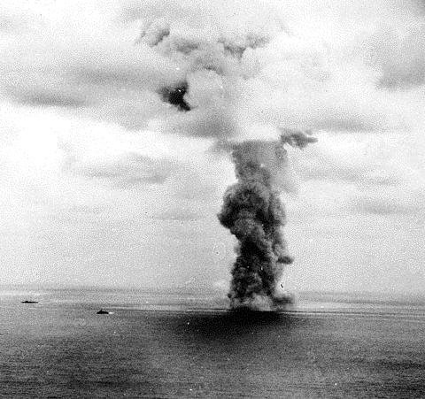 水原紫織 本物黒酒 特攻兵器 原爆 緊急発売 キノコ雲 核爆発 だと困る事情が日本政府にはあるのね 天然ウランを数10 集めただけで核爆発が起こることが中東や北朝鮮にバレてそこいらでキノコ雲が上がっている現在 枚方市も戦艦大和も広島長崎も