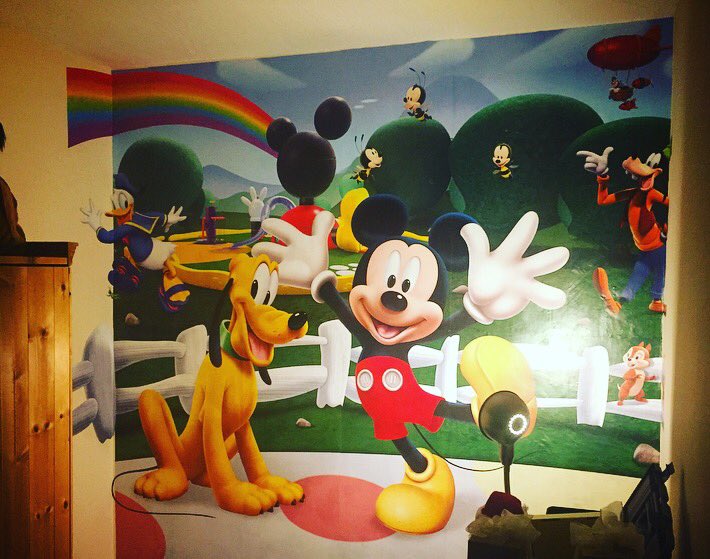 JanuarySings's tweet photo. So happy with Oliver's new bedroom wall ❤️ @Jaybels09 https://t.co/xYVk9P8OJv