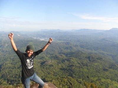 daengsone's tweet photo. Come hangout with me on #BIGOLIVE. https://t.co/GwVOF4N6Nu https://t.co/J4jglVCzOa