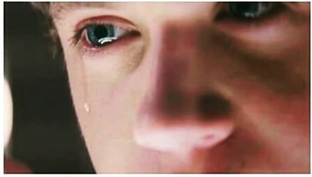 louis_girl7's tweet photo. "Mom One Direction"
"No"
"But its a new frag"
"I said nO"
#1DFragance ❤ https://t.co/6Cyrdwq64o