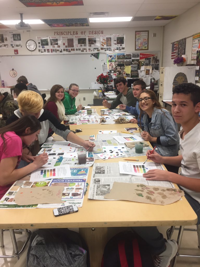 migletzd's tweet photo. #artclass https://t.co/CfGdawRjt1
