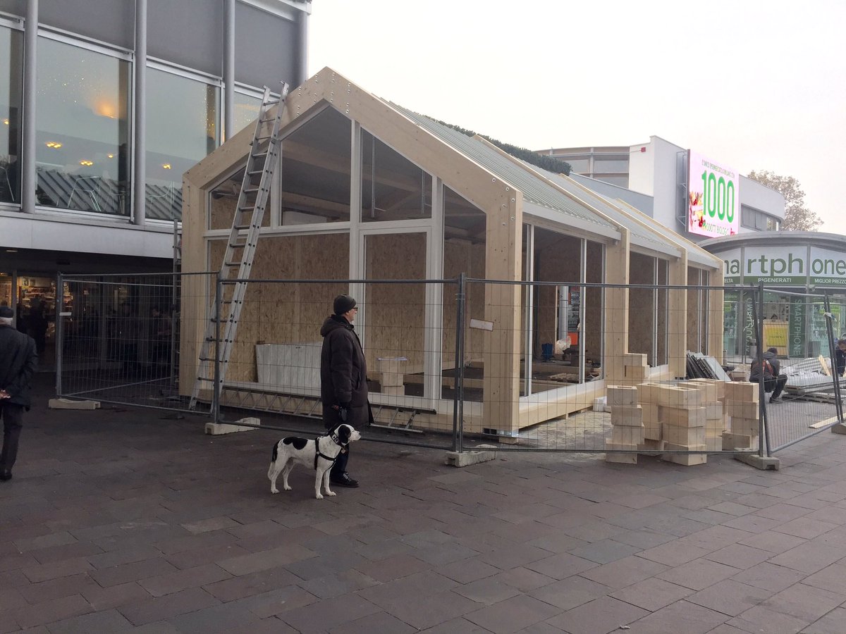 mgasbarrino's tweet photo. Cosa bolle in pentola in piazza #portello a Milano ( c/o #laGRandei) ?provate ad indovinare . Lo scoprirete il 25 novembre ! https://t.co/Uc71J7FbZk