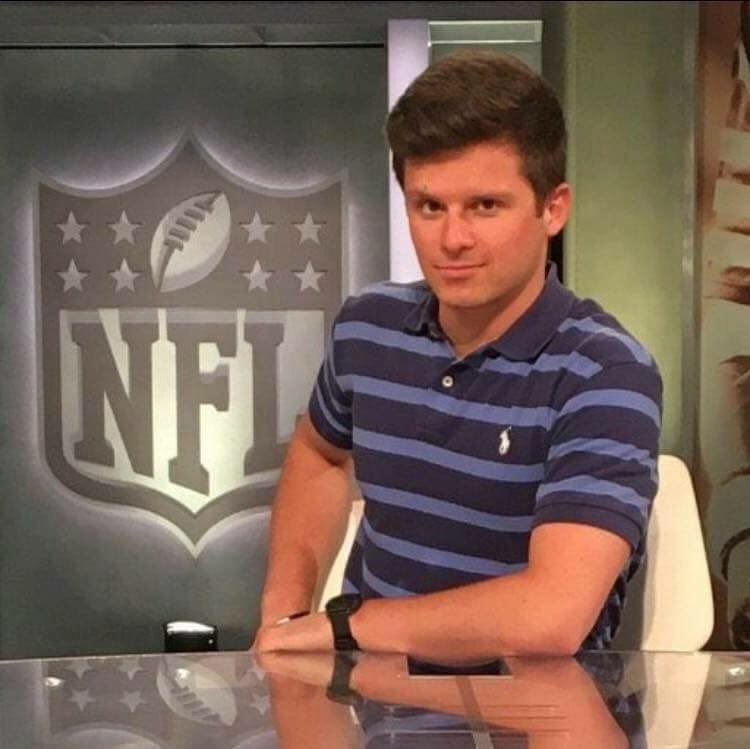 Join us as we Skype in with Seth Gillitzer! @Sethgillitzer currently works with the NFL with lots to say about his dream job. FAC 260 12:20