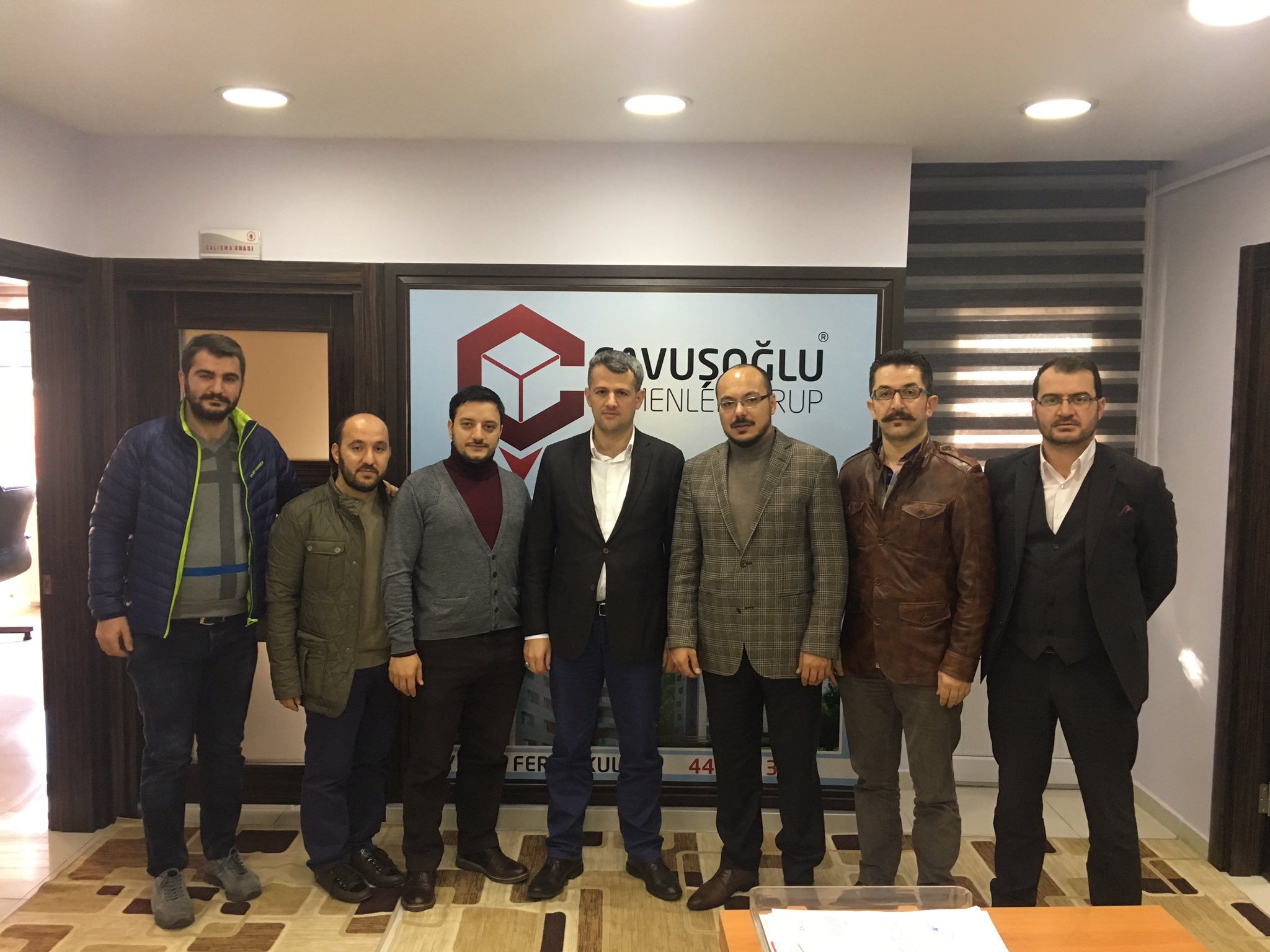 Genc Pesiad On Twitter Yonetim Kurulu Uyelerimiz Uyemiz Cavusoglu Yemenler Grup Sahibi Recep Yesilyurt U Is Yerinde Ziyaret Etti Https T Co Wv35sztijl Twitter