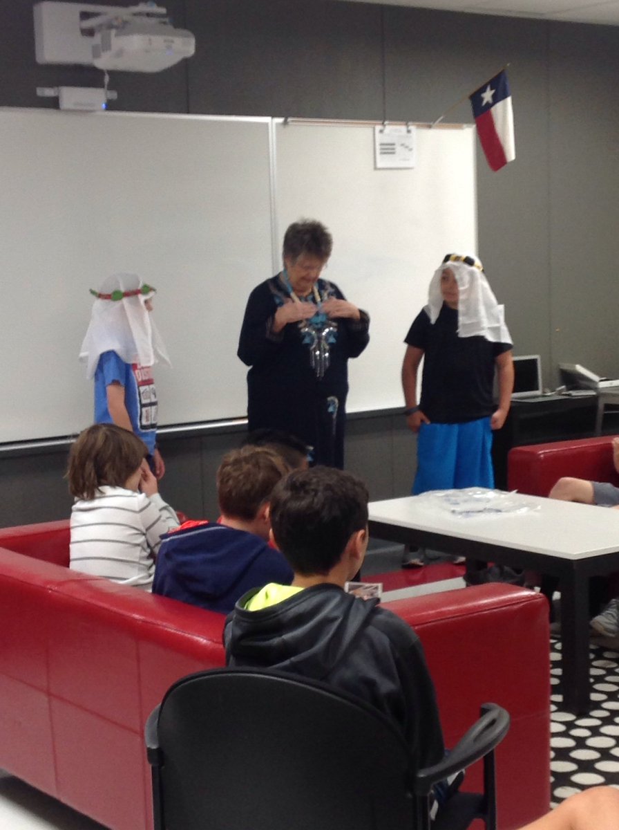 Cynthia Vindiola tweet media