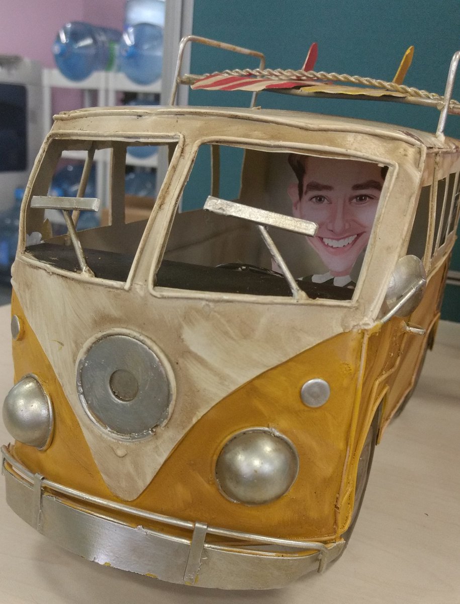 TinaHosback's tweet photo. Nice wheels Ryan the Elf. Do you even have your elf licence? #ToyShowSnap https://t.co/VxRFW0tiXU