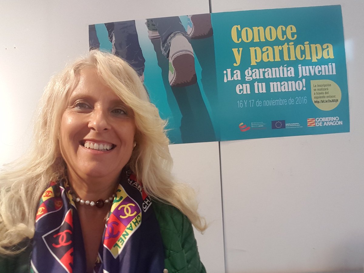 dcalomarde's tweet photo. Compartiendo con Director Gerente @adrian_gimeno @IAJota y compañer@s #RedSAIJ la Jornada de #GarantiaJuvenil #joven https://t.co/wpoROHpHpQ