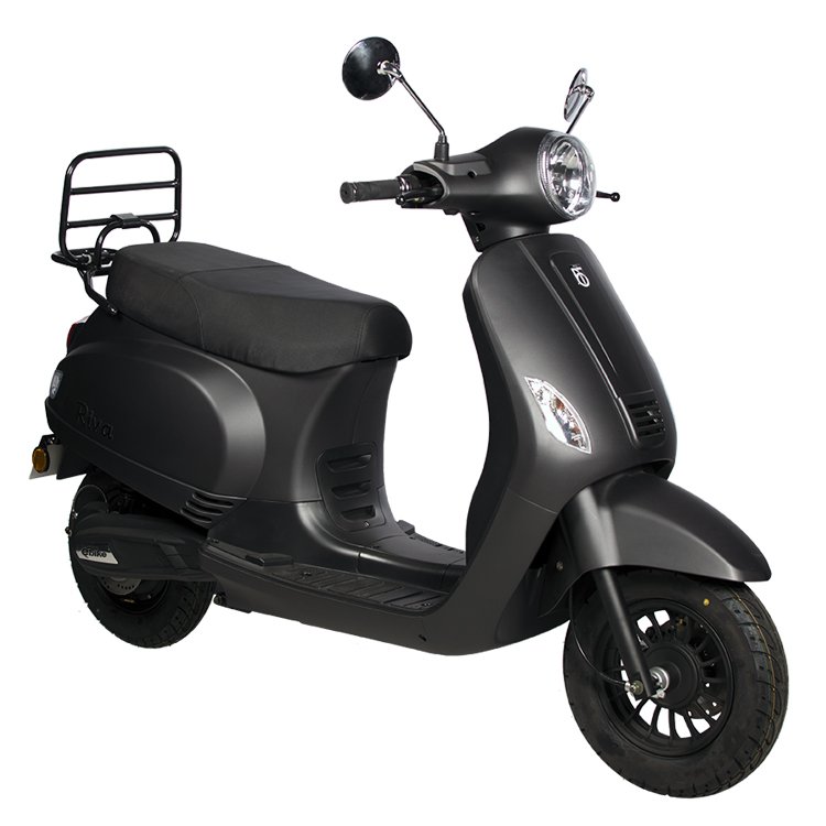 BTCscooters's tweet photo. Met trots, de nieuwe BTC e-Riva! De elektrische broer van de Riva en Riva Sport. Elektrisch scooter rijden voor maar 1599 euro! #eRiva #BTC https://t.co/4lvQtDCEoF