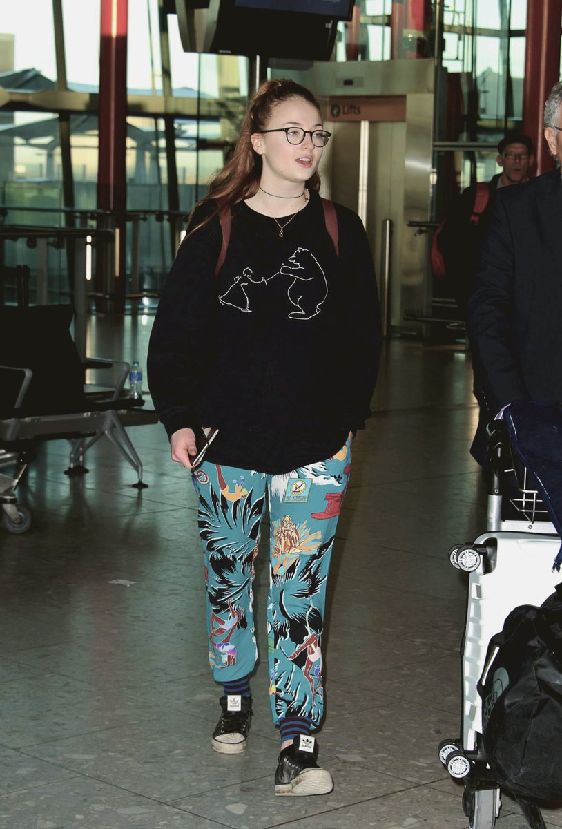 withpatterns's tweet image. sophie turner is art