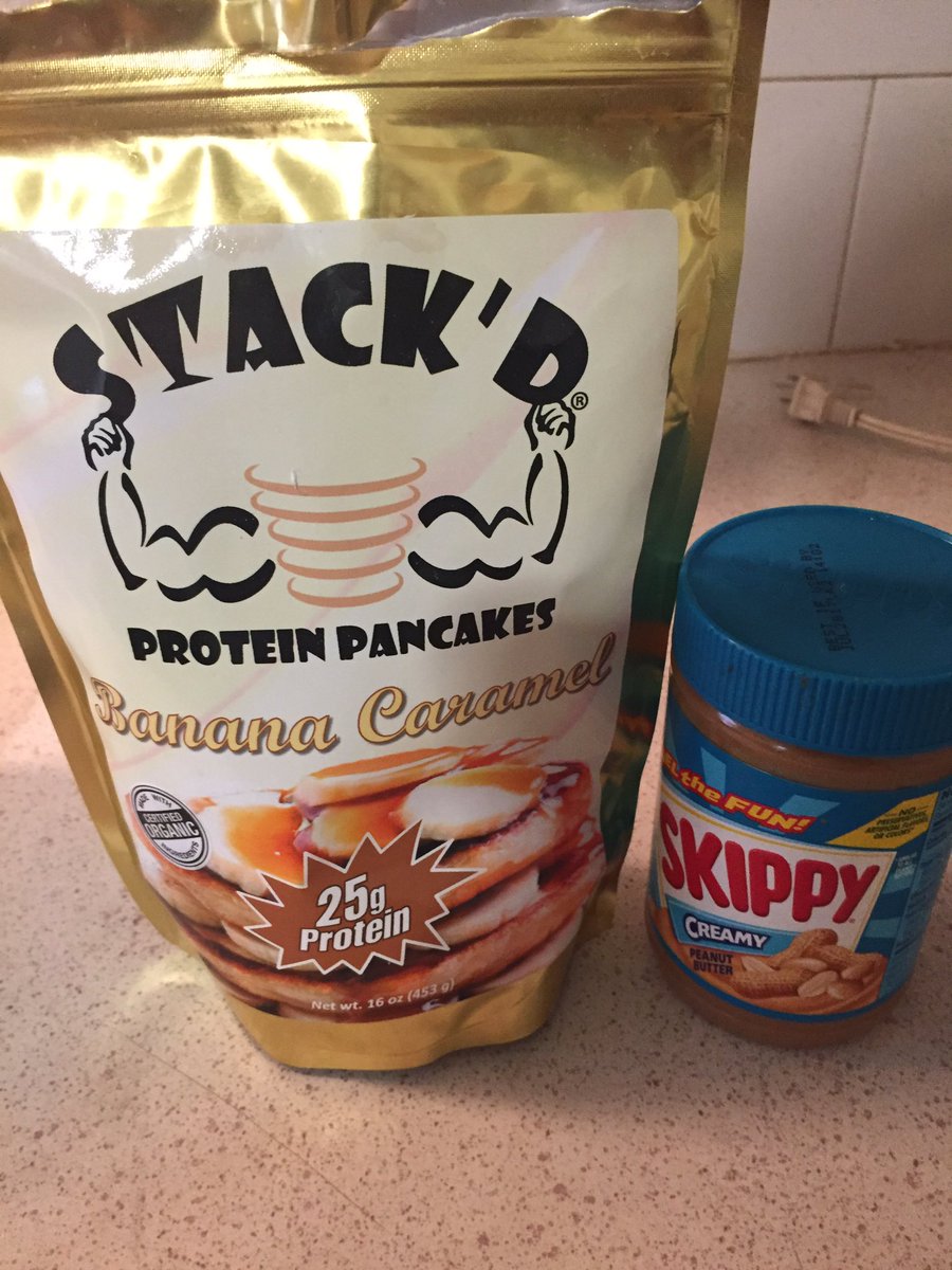 BeboGainlife's tweet photo. #GoodMorning #FitFam @StackdPancakes I don't do syrup I do #PeanutButter #StackdPancakes #ProteinCakes #Love 😍 https://t.co/UxTxTB0j89