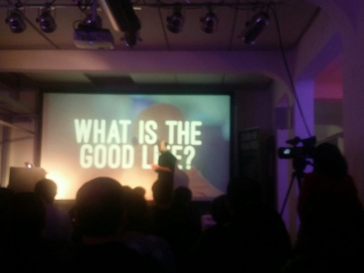 _fnord_prefect_'s tweet photo. @miguelsicart: "We can use games to have a better life" #CoR16 https://t.co/x3yJttOFVS