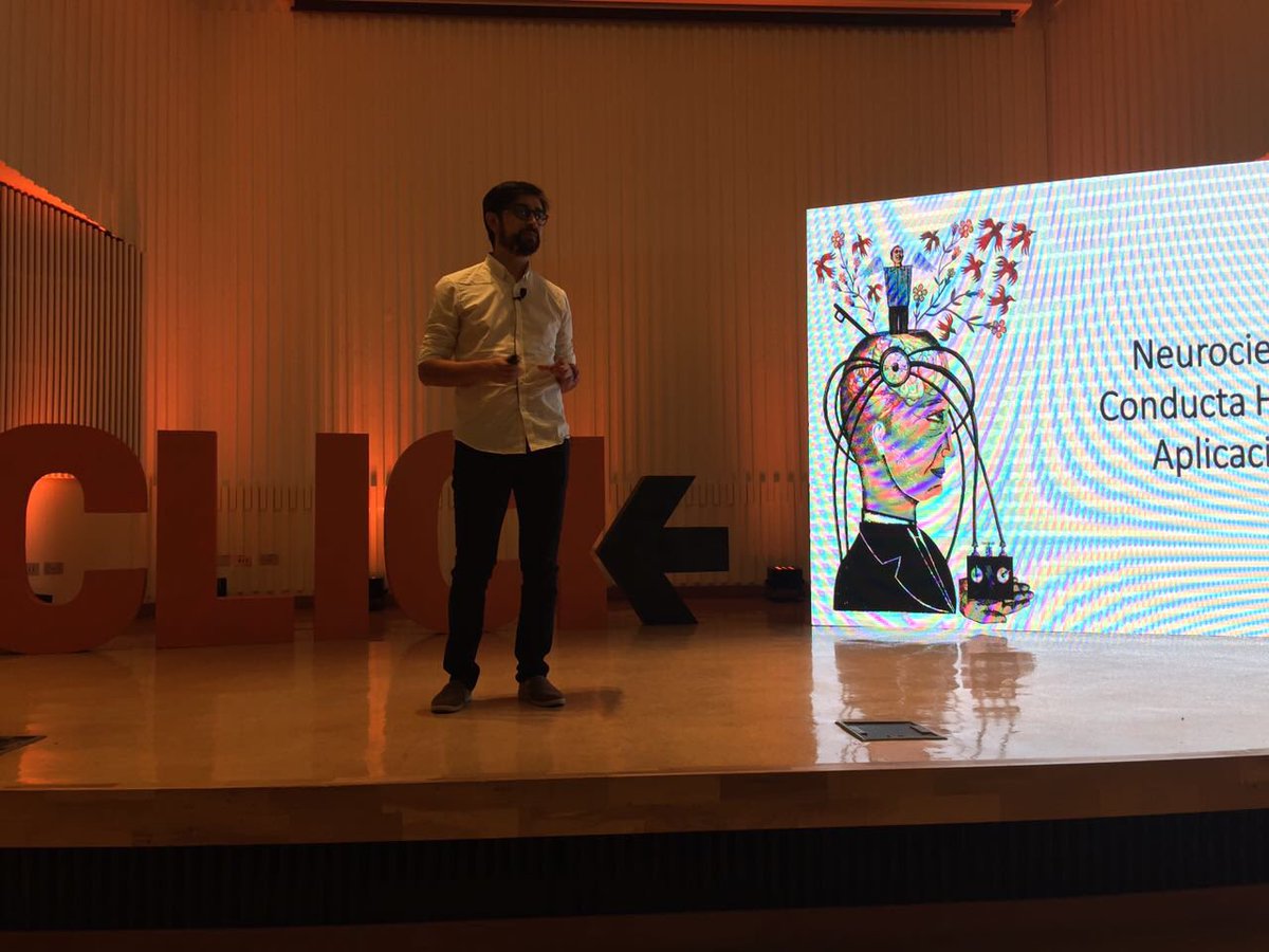 UAI_VINA's tweet photo. En estos minutos Juan Pablo Morales, doctor en #Neurociencias en charlas #CLICK @NegociosUAI @CAAENV https://t.co/7tZjuVtGws
