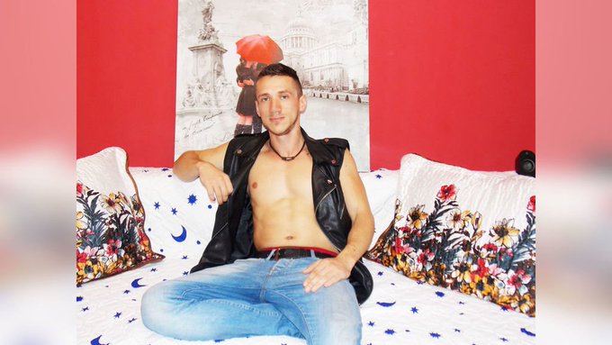 Papyto4Ladyes, a hot sensual #Boy can be seen #live on webcam daily #gay https://t.co/TALWRJwAOb https://t