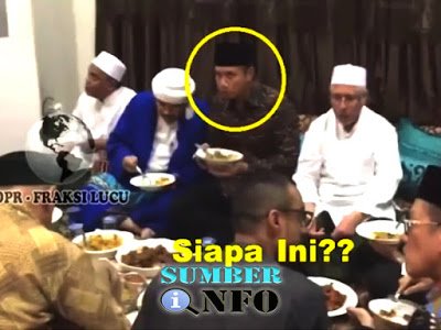 NKRI__1's tweet photo. Dihina #KamiAhok 
Dicaci maki #KamiAhok
Dituduh menista agama #KamiAhok
Dituduh menghina AL,QURAN #KamiAhok
lihat ini penuh muatan politik. https://t.co/Xx758TprKX