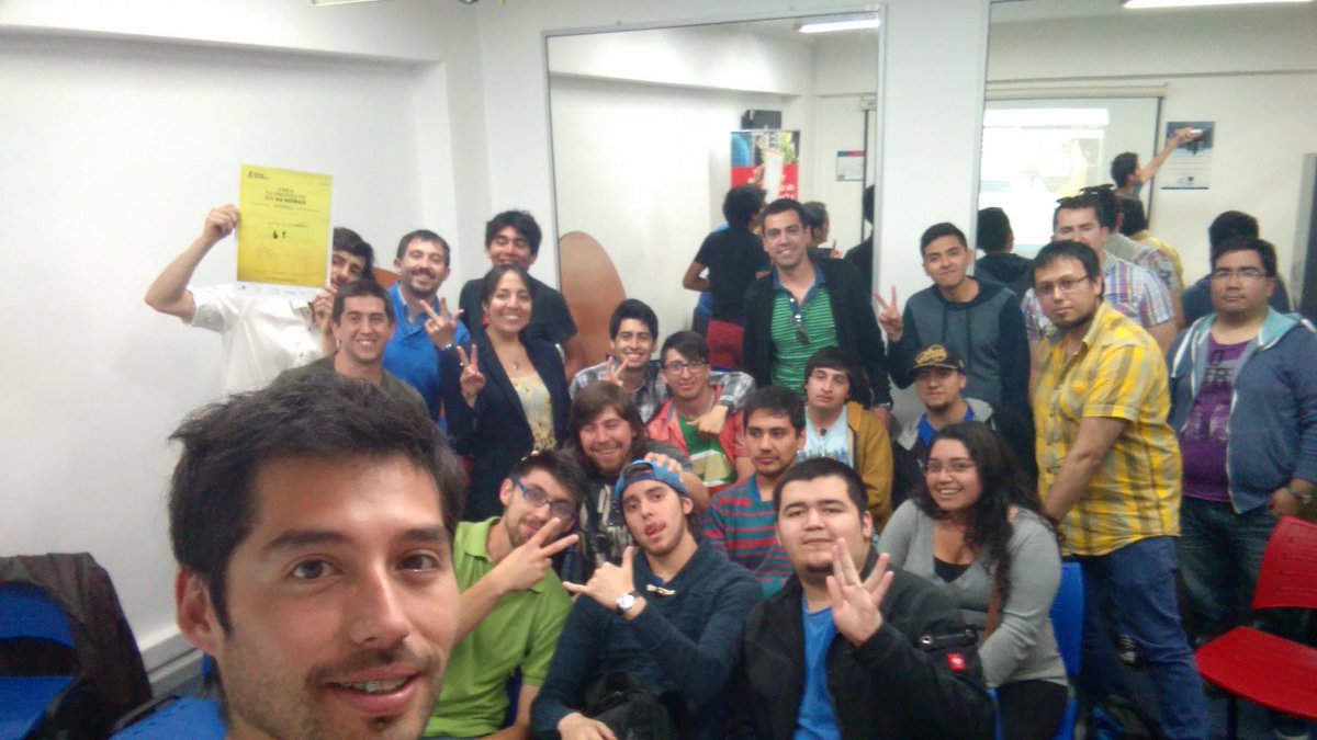 nvoitmann's tweet image. En Charla de Emprendimiento y StartUp de la Escuela de Tecnologías de @aiep Concepción, junto a @pathkan @candidatos2016 y @WORKINGHOUSECCP