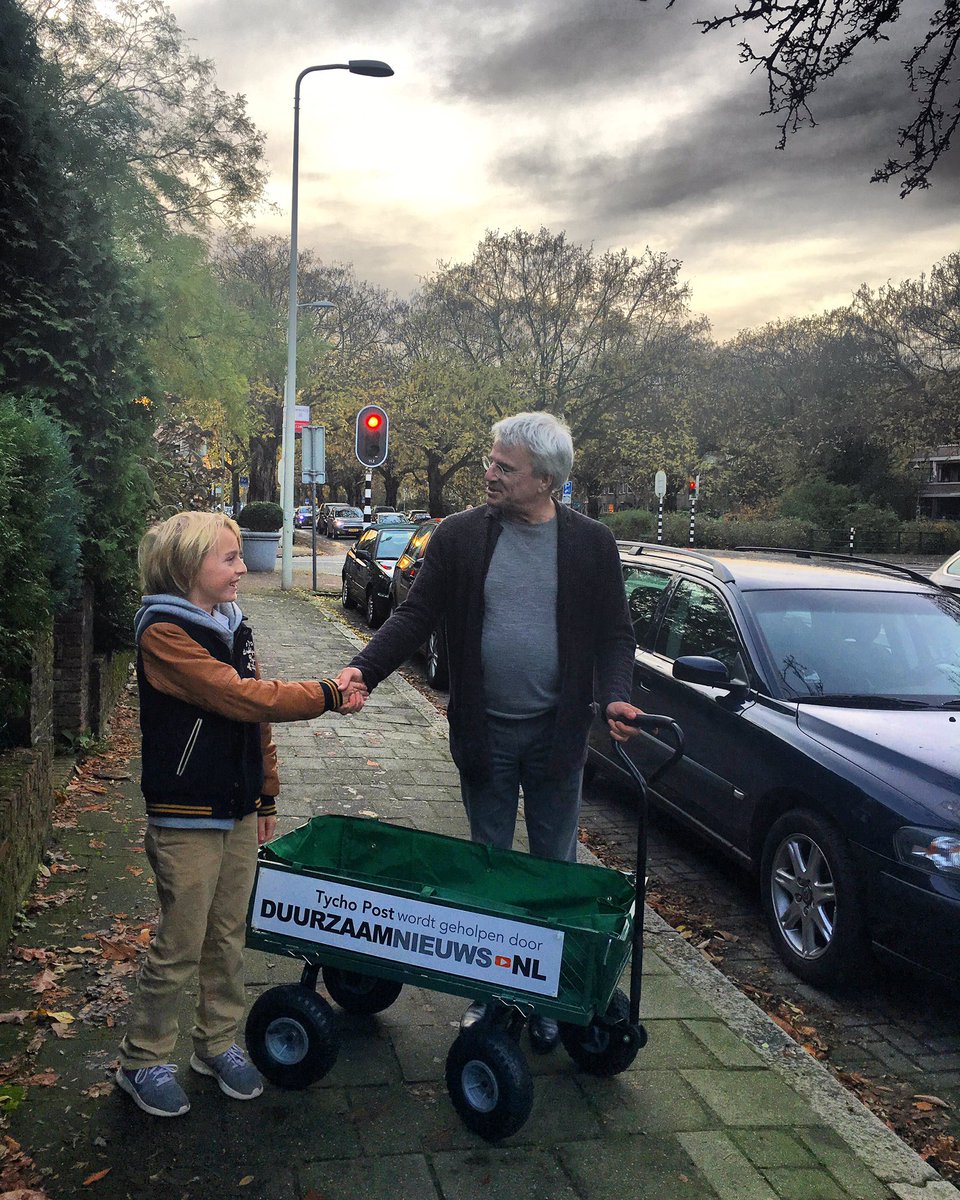 fourmonkeys's tweet image. @dumpaway @tychopost wordt gesponsord door @DuurzaamNieuws @GerdaDeekens @KrachtinNL was er ook! #YoungEntrepreneurs #success