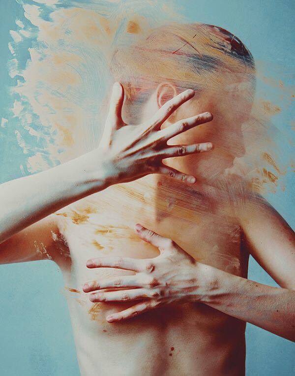 ElisaQuei's tweet image. Las crisis lo ordenan todo: las tonteras se van a la basura y lo que verdaderamente importa, ocupa su lugar.

Arte: Blurs Line