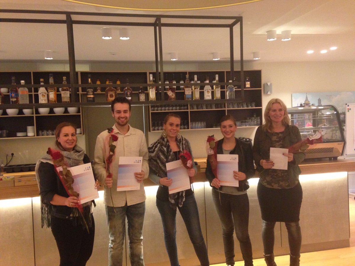 Deze 5 toppers hebben hun certificaat medicatie 1.3 te pakken! Gefeliciteerd! #vakmanschap #Aandacht